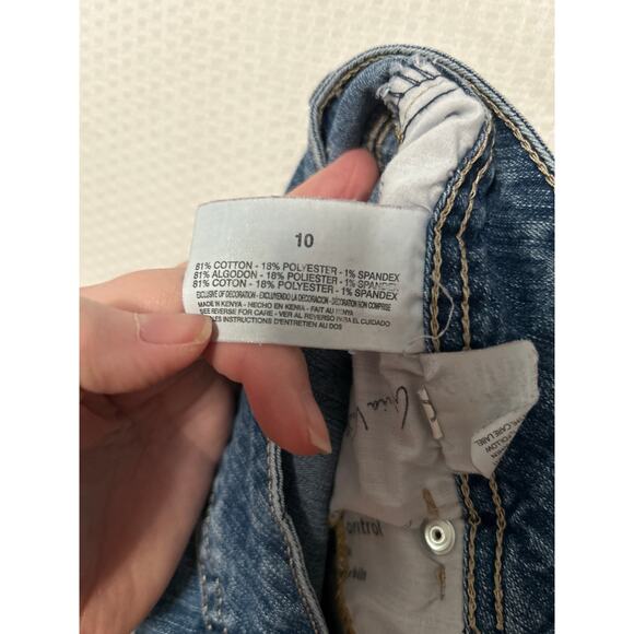 Gloria Vanderbilt Women's Floral Embroidered Capri Jeans Knee Length Size 10 - Picture 7 of 10